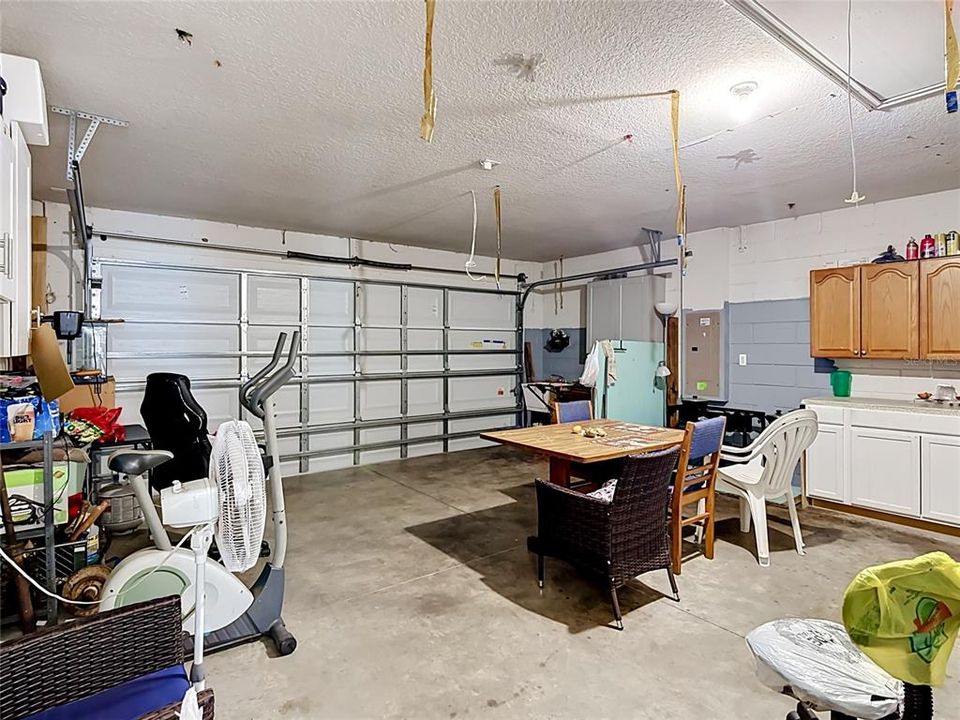 For Sale: $260,000 (4 beds, 2 baths, 1755 Square Feet)