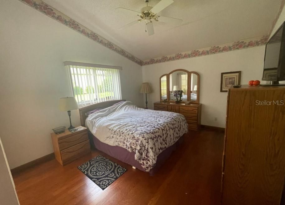 For Rent: $2,100 (2 beds, 2 baths, 1085 Square Feet)
