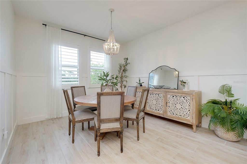En Venta: $719,000 (4 camas, 4 baños, 2385 Pies cuadrados)