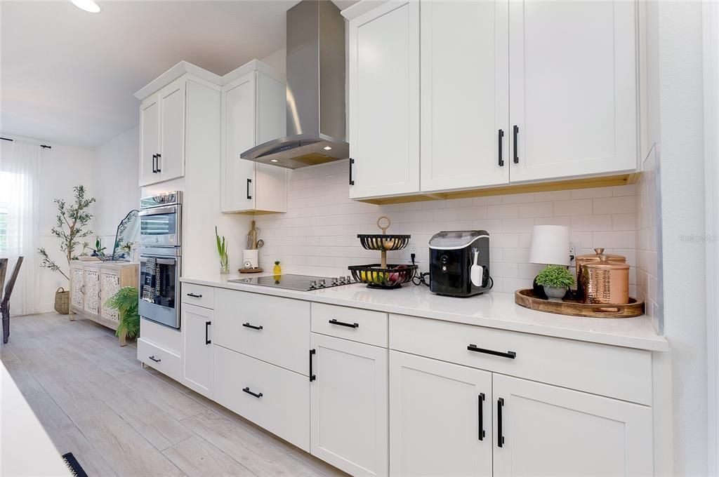 En Venta: $719,000 (4 camas, 4 baños, 2385 Pies cuadrados)