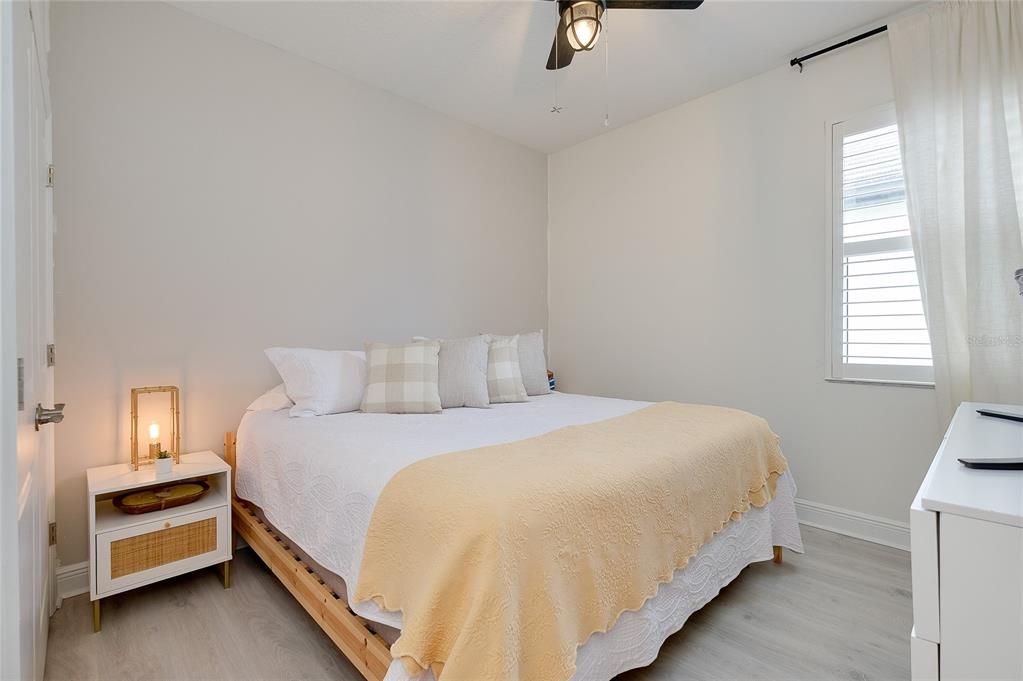 En Venta: $719,000 (4 camas, 4 baños, 2385 Pies cuadrados)