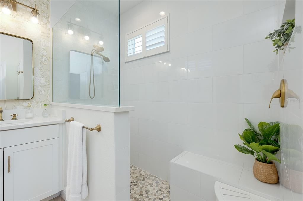 En Venta: $719,000 (4 camas, 4 baños, 2385 Pies cuadrados)