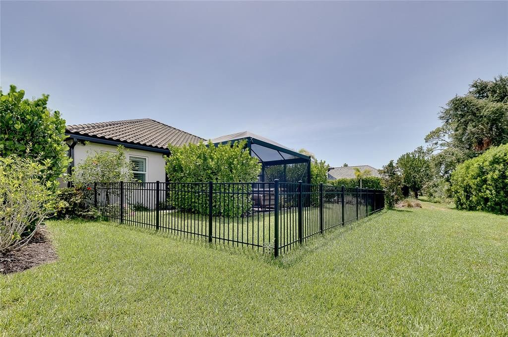 En Venta: $719,000 (4 camas, 4 baños, 2385 Pies cuadrados)