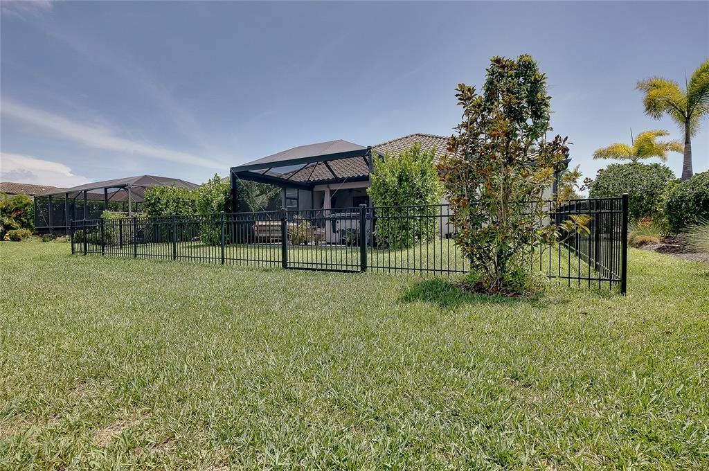 En Venta: $719,000 (4 camas, 4 baños, 2385 Pies cuadrados)