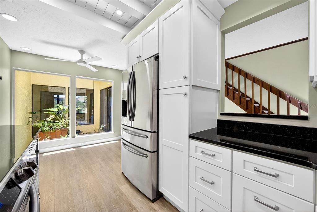For Sale: $254,900 (2 beds, 2 baths, 1488 Square Feet)
