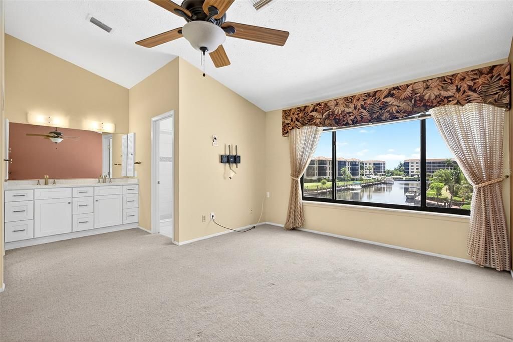 For Sale: $254,900 (2 beds, 2 baths, 1488 Square Feet)