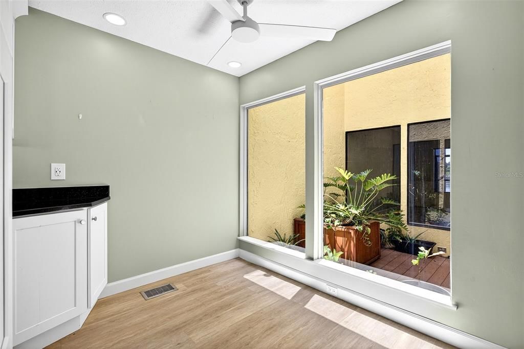 For Sale: $254,900 (2 beds, 2 baths, 1488 Square Feet)
