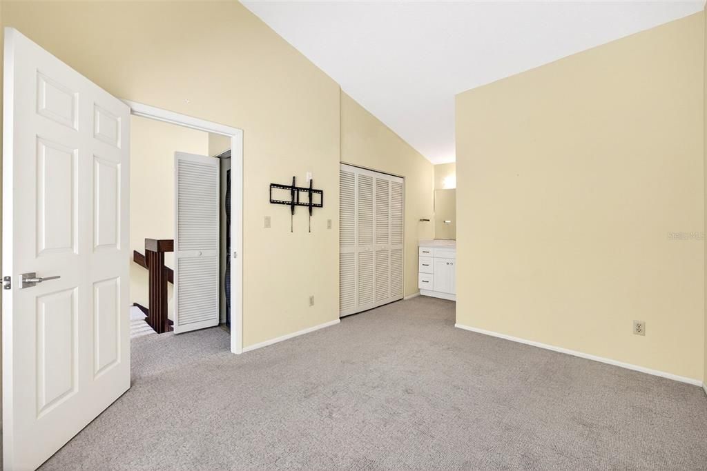 For Sale: $254,900 (2 beds, 2 baths, 1488 Square Feet)