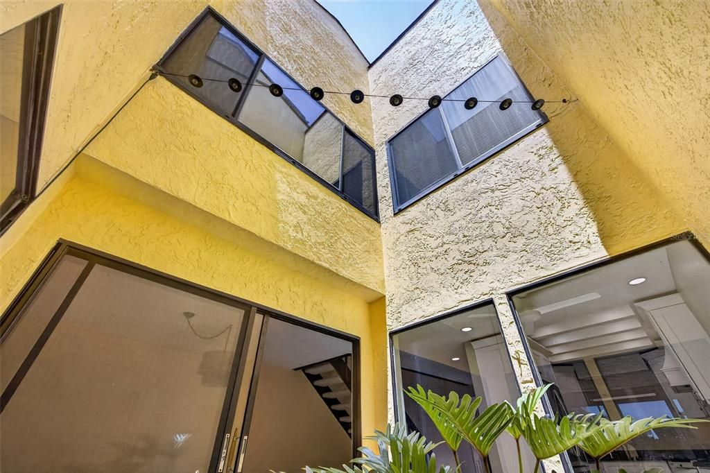 For Sale: $254,900 (2 beds, 2 baths, 1488 Square Feet)