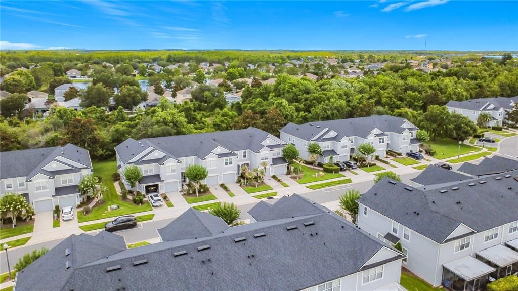 На продажу: $349,900 (3 спален, 2 ванн, 1577 Квадратных фут)