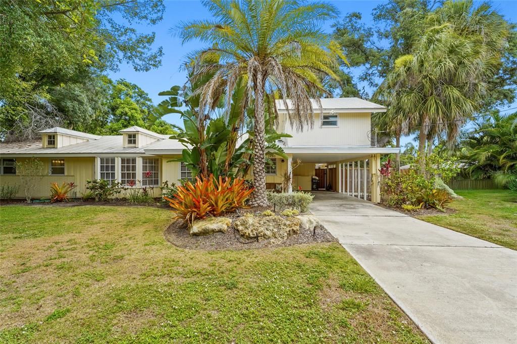 For Sale: $1,450,000 (4 beds, 3 baths, 2421 Square Feet)
