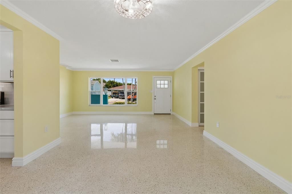 En Venta: $565,000 (2 camas, 2 baños, 1176 Pies cuadrados)