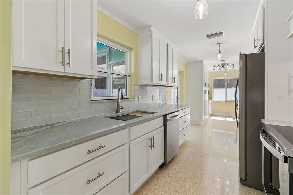 En Venta: $565,000 (2 camas, 2 baños, 1176 Pies cuadrados)