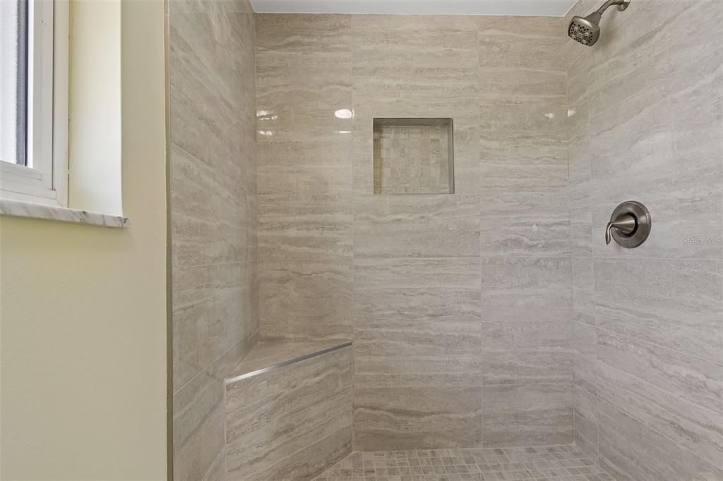 En Venta: $565,000 (2 camas, 2 baños, 1176 Pies cuadrados)