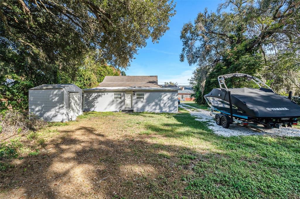 For Sale: $265,000 (3 beds, 2 baths, 1064 Square Feet)