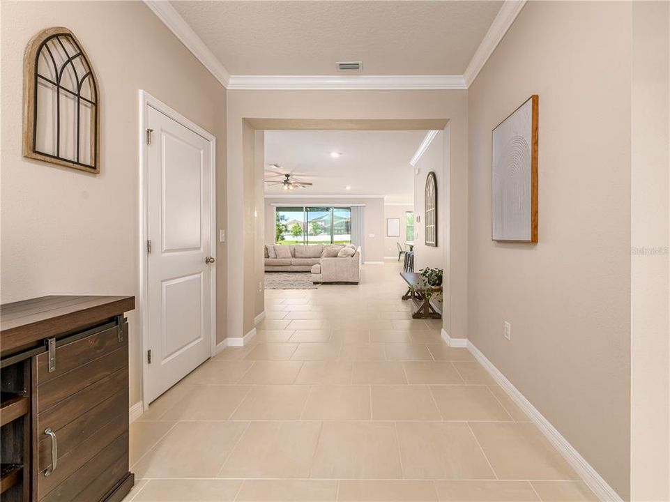 For Sale: $414,900 (4 beds, 3 baths, 2528 Square Feet)