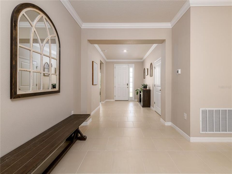 For Sale: $414,900 (4 beds, 3 baths, 2528 Square Feet)