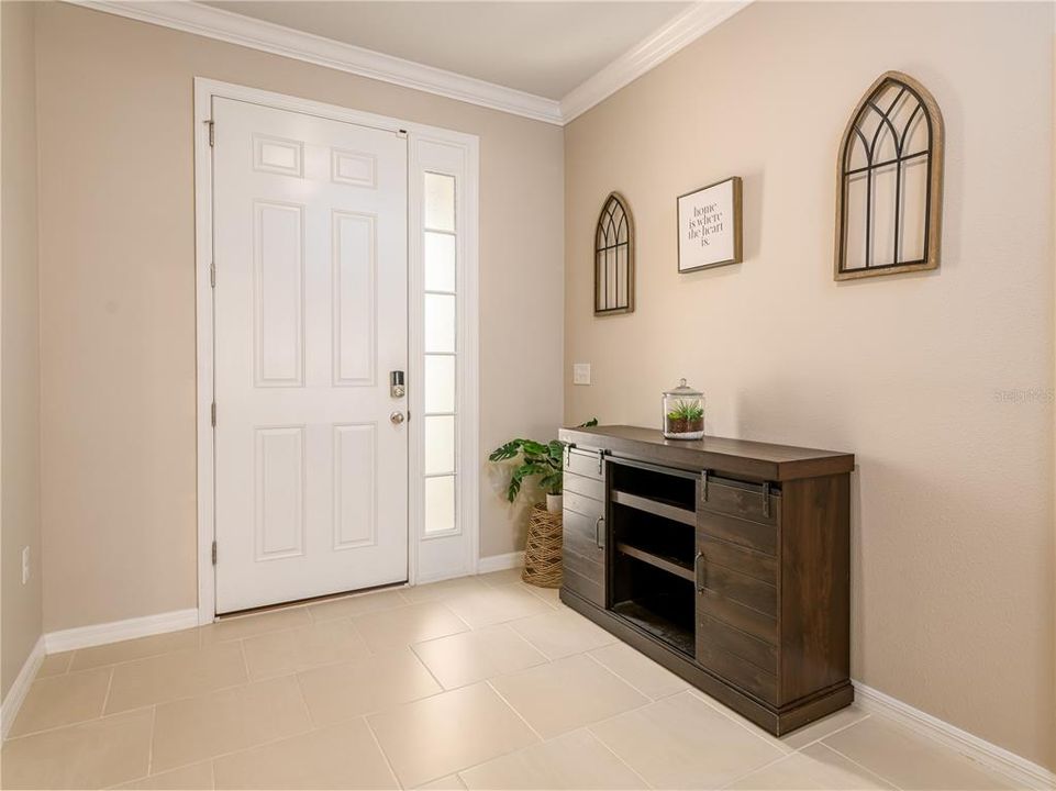 For Sale: $414,900 (4 beds, 3 baths, 2528 Square Feet)