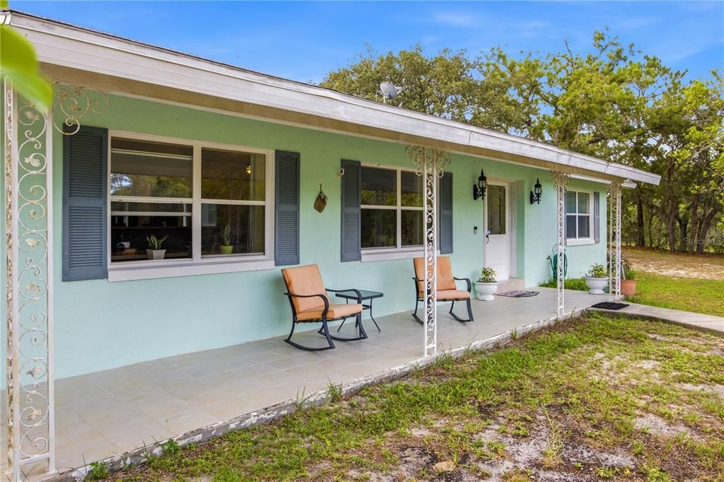 For Sale: $500,000 (2 beds, 3 baths, 1596 Square Feet)