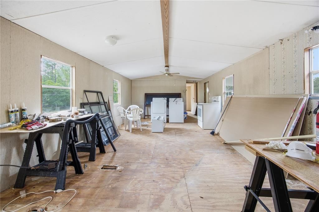 For Sale: $500,000 (2 beds, 3 baths, 1596 Square Feet)