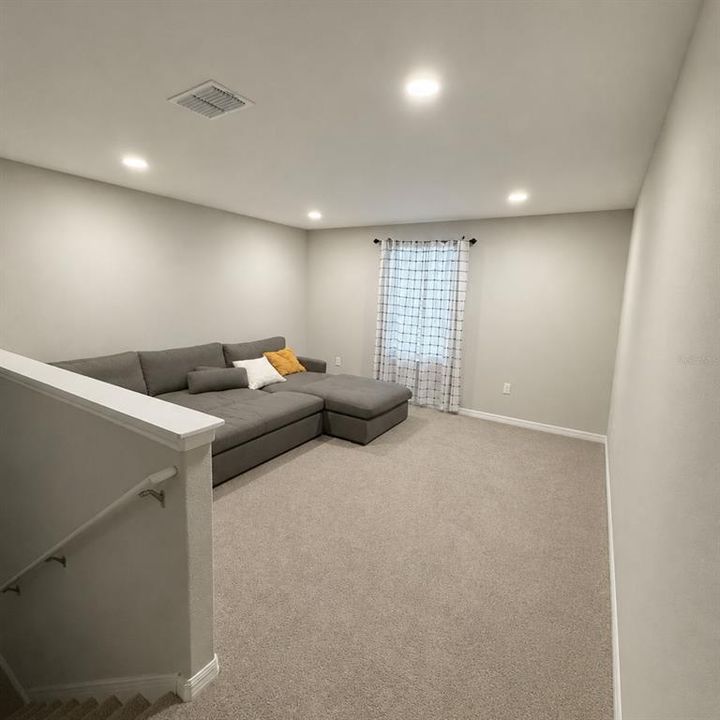 На продажу: $399,000 (4 спален, 2 ванн, 2635 Квадратных фут)