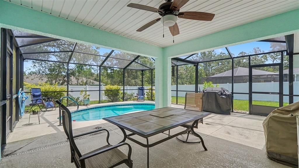 For Sale: $325,000 (3 beds, 2 baths, 1652 Square Feet)