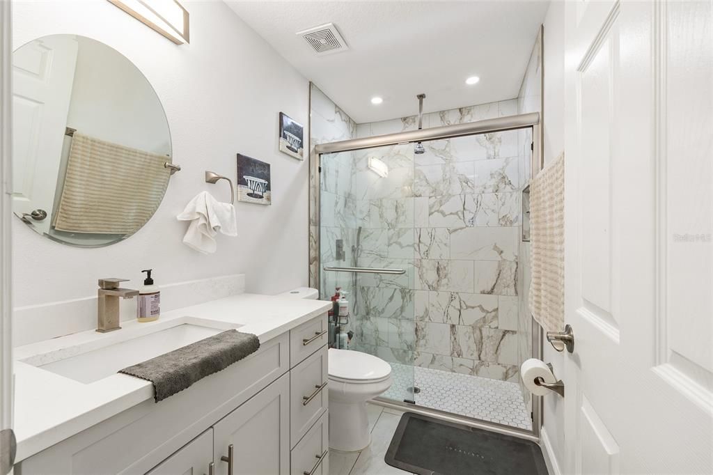 For Sale: $255,000 (3 beds, 2 baths, 1140 Square Feet)