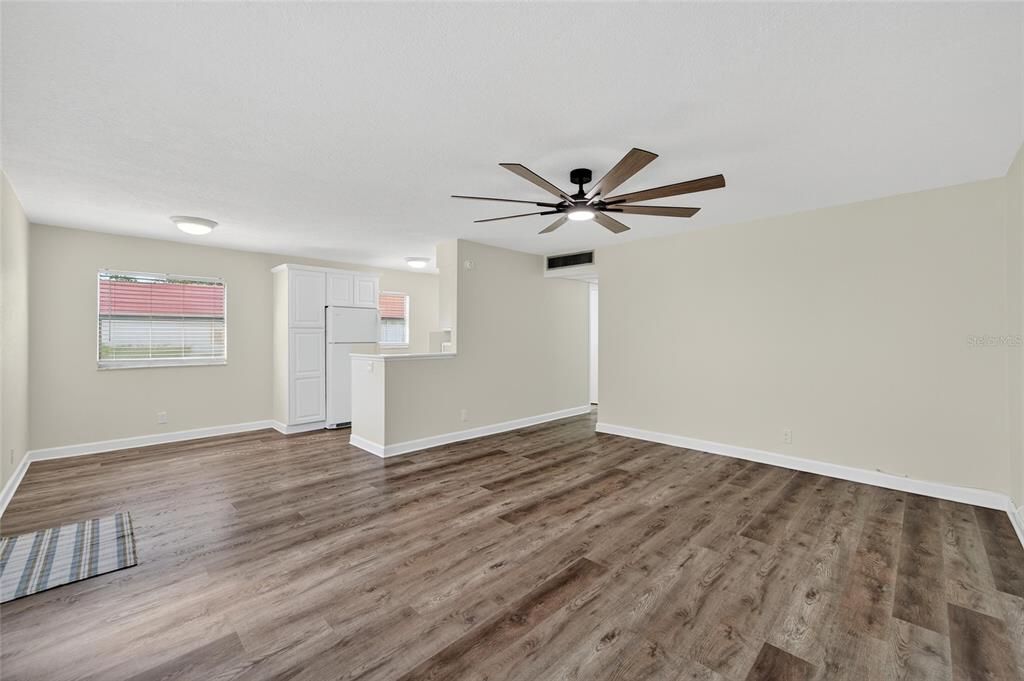 For Rent: $1,800 (2 beds, 2 baths, 1104 Square Feet)