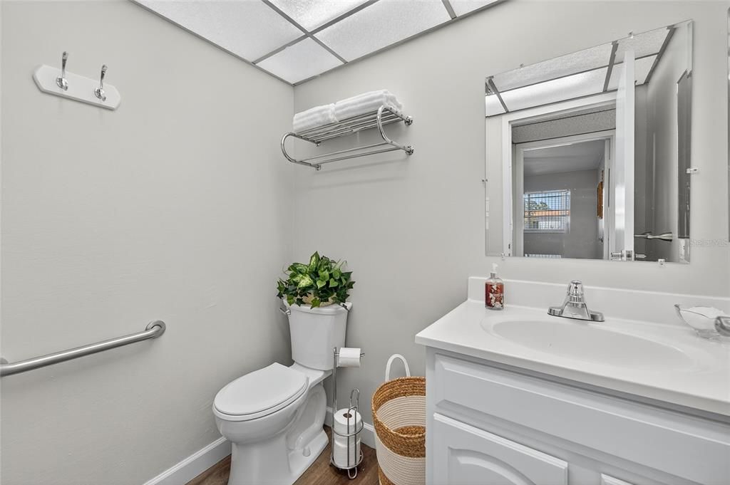 For Rent: $1,800 (2 beds, 2 baths, 1104 Square Feet)