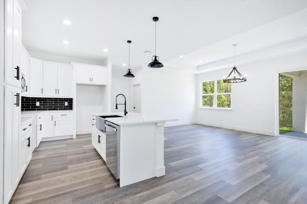 For Sale: $549,000 (4 beds, 3 baths, 2065 Square Feet)