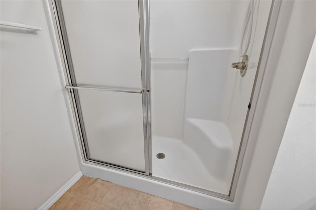 На продажу: $215,000 (2 спален, 2 ванн, 1167 Квадратных фут)