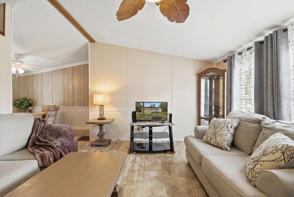 Activo con contrato: $189,000 (3 camas, 2 baños, 1104 Pies cuadrados)