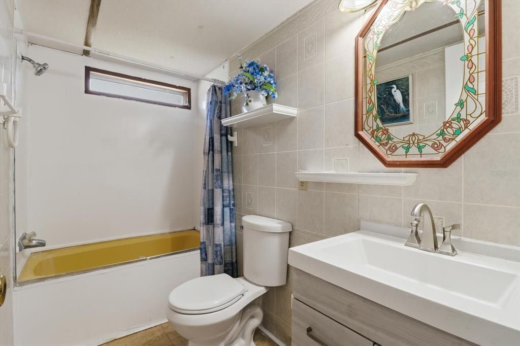 Activo con contrato: $189,000 (3 camas, 2 baños, 1104 Pies cuadrados)