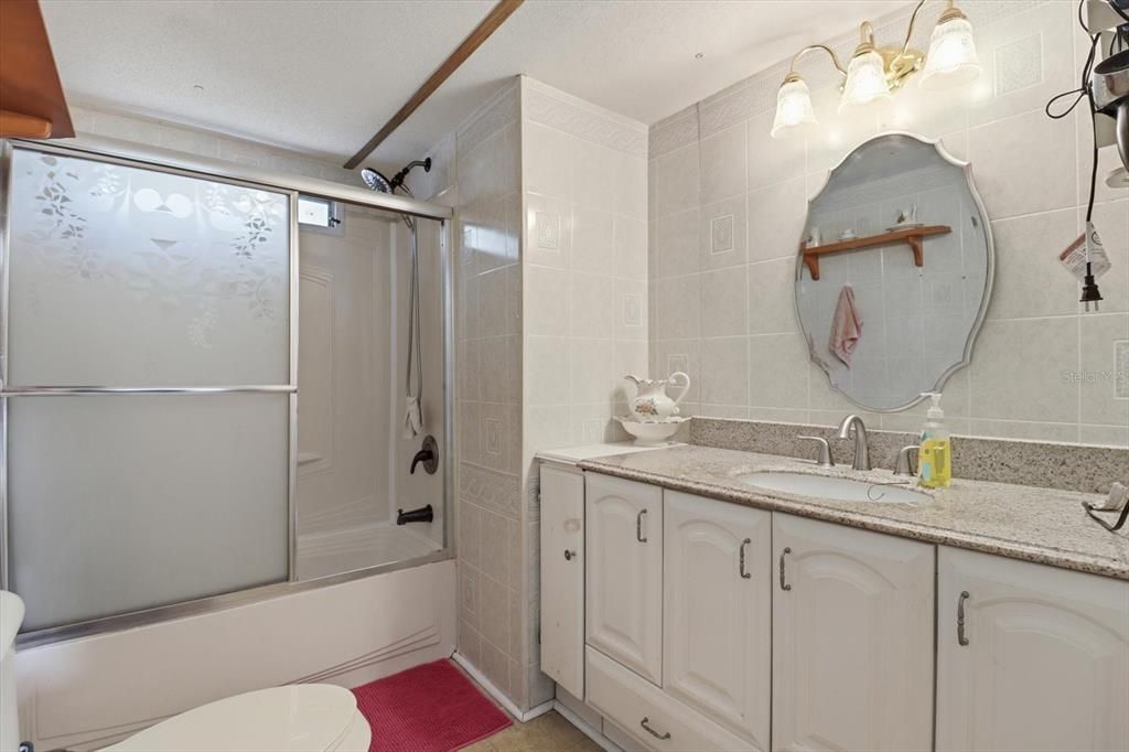 Activo con contrato: $189,000 (3 camas, 2 baños, 1104 Pies cuadrados)