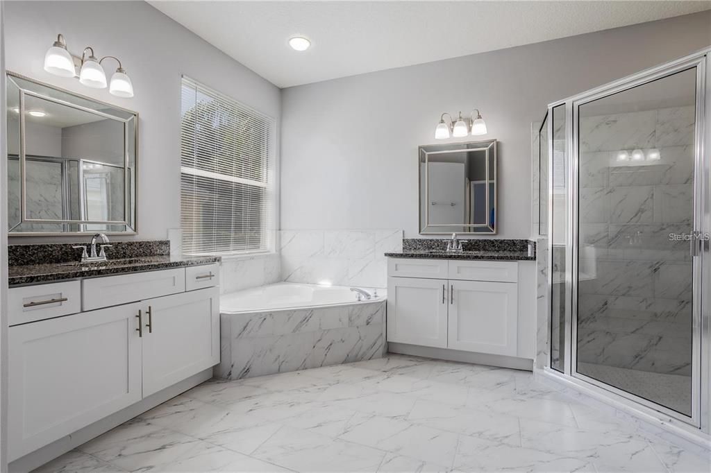 For Sale: $569,000 (4 beds, 3 baths, 2604 Square Feet)