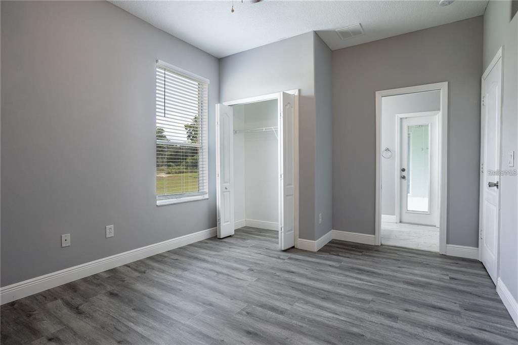 For Sale: $569,000 (4 beds, 3 baths, 2604 Square Feet)
