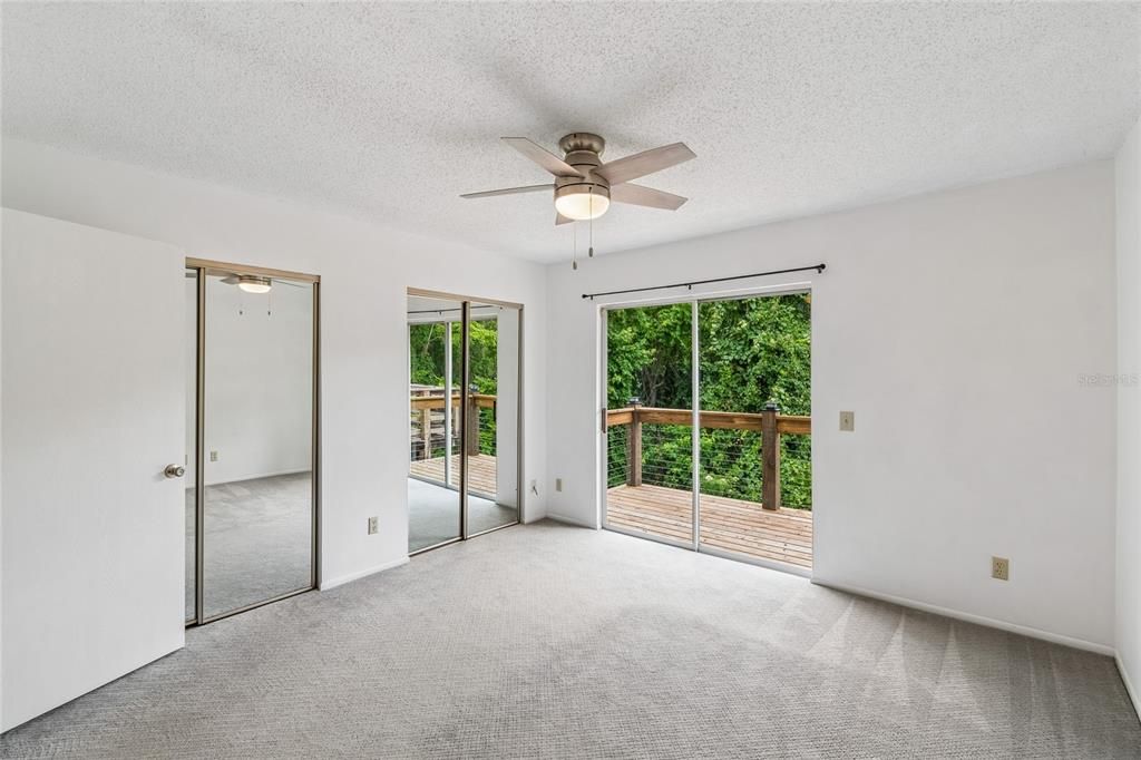 En Venta: $215,000 (2 camas, 2 baños, 1056 Pies cuadrados)