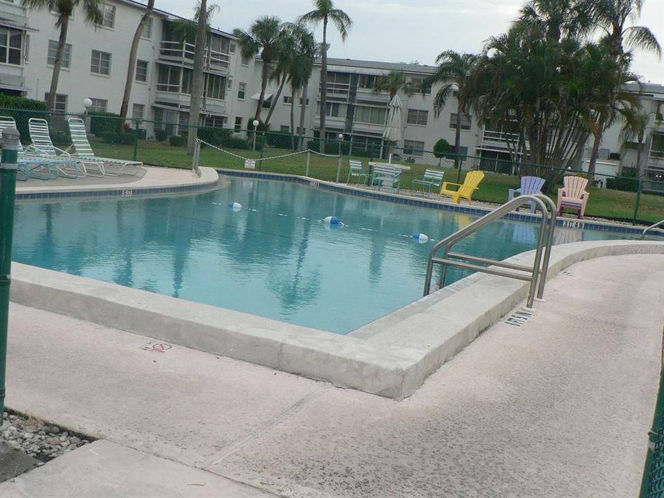 For Rent: $1,150 (2 beds, 1 baths, 744 Square Feet)