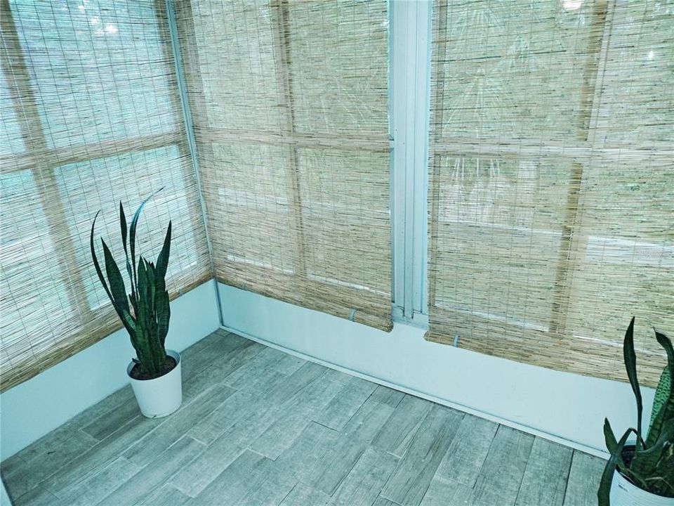 For Rent: $1,150 (2 beds, 1 baths, 744 Square Feet)