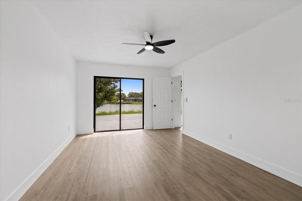 For Sale: $517,900 (4 beds, 2 baths, 1702 Square Feet)
