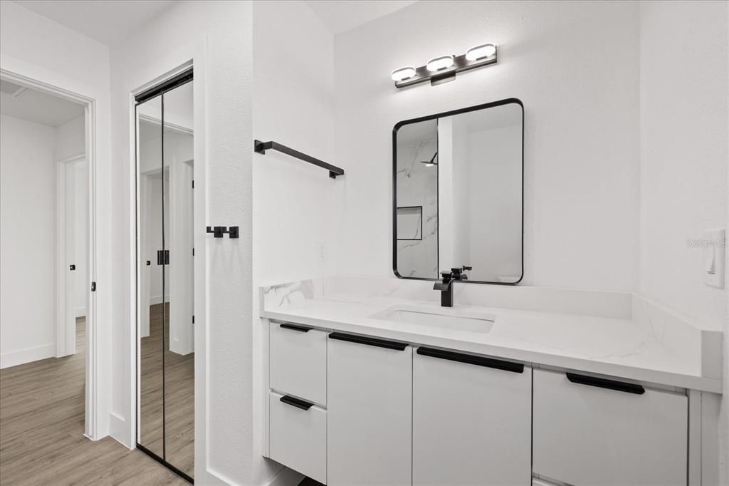 For Sale: $517,900 (4 beds, 2 baths, 1702 Square Feet)