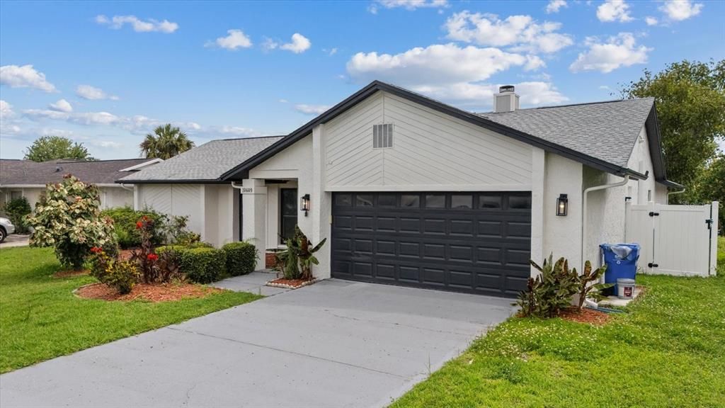 For Sale: $517,900 (4 beds, 2 baths, 1702 Square Feet)