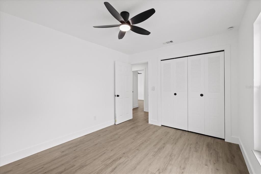 For Sale: $517,900 (4 beds, 2 baths, 1702 Square Feet)