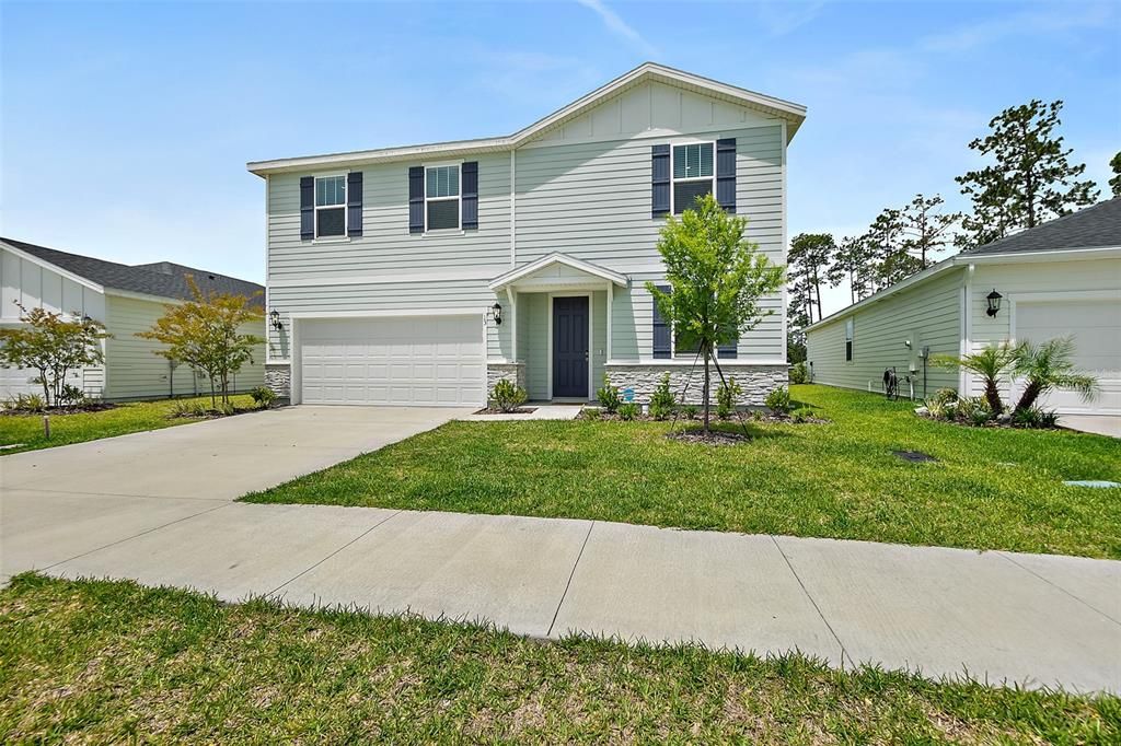 For Sale: $382,900 (4 beds, 2 baths, 2340 Square Feet)