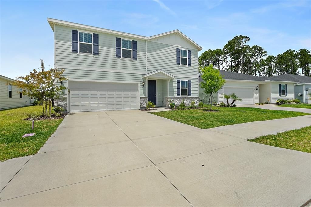 For Sale: $382,900 (4 beds, 2 baths, 2340 Square Feet)