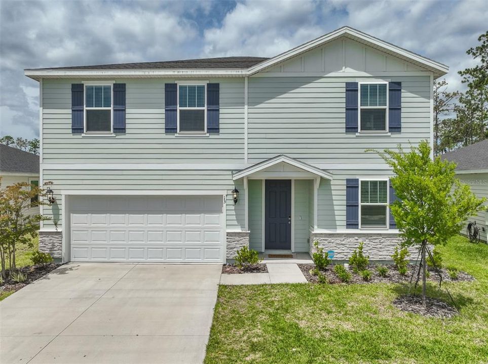 For Sale: $382,900 (4 beds, 2 baths, 2340 Square Feet)