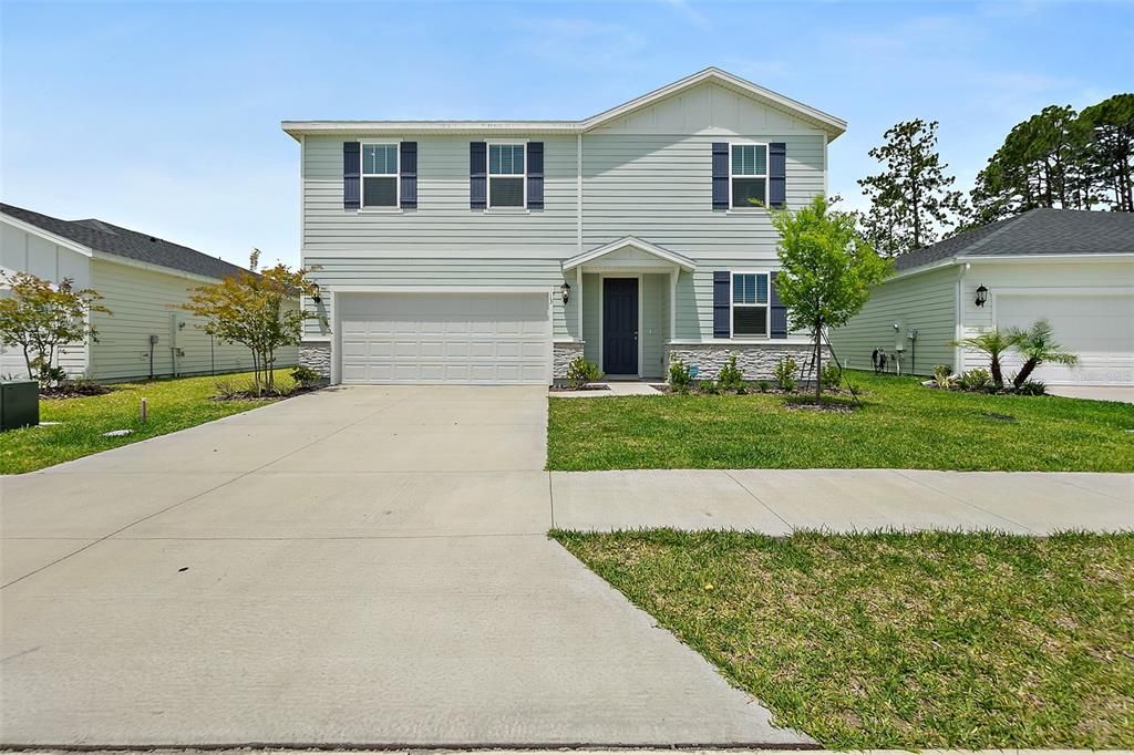 For Sale: $382,900 (4 beds, 2 baths, 2340 Square Feet)