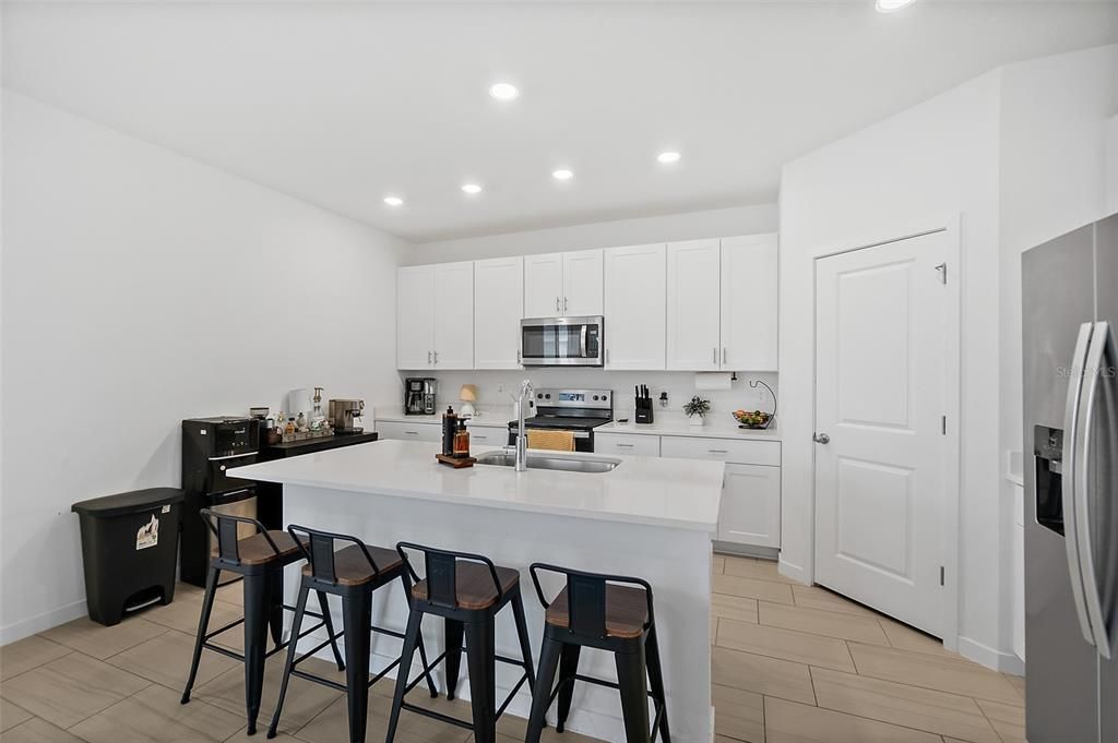 For Sale: $382,900 (4 beds, 2 baths, 2340 Square Feet)