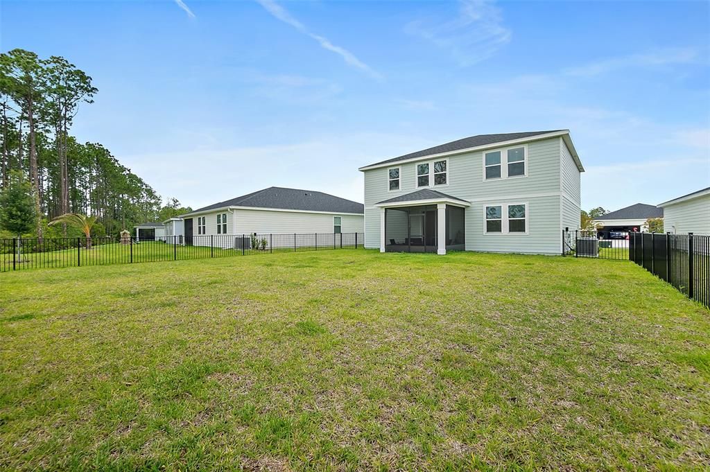 For Sale: $382,900 (4 beds, 2 baths, 2340 Square Feet)
