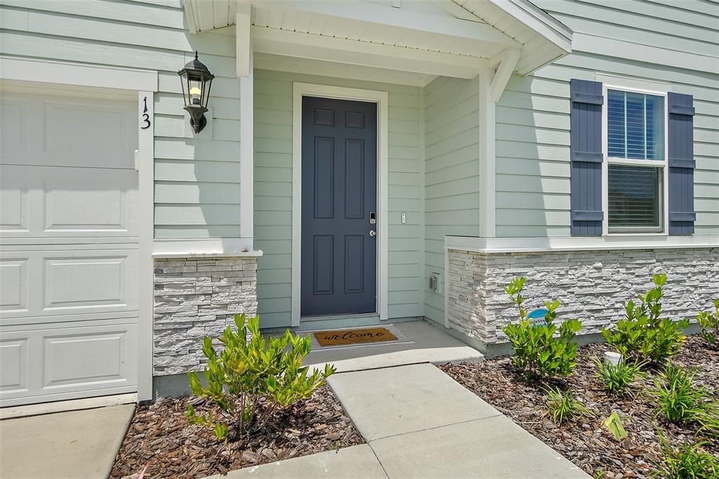 For Sale: $382,900 (4 beds, 2 baths, 2340 Square Feet)